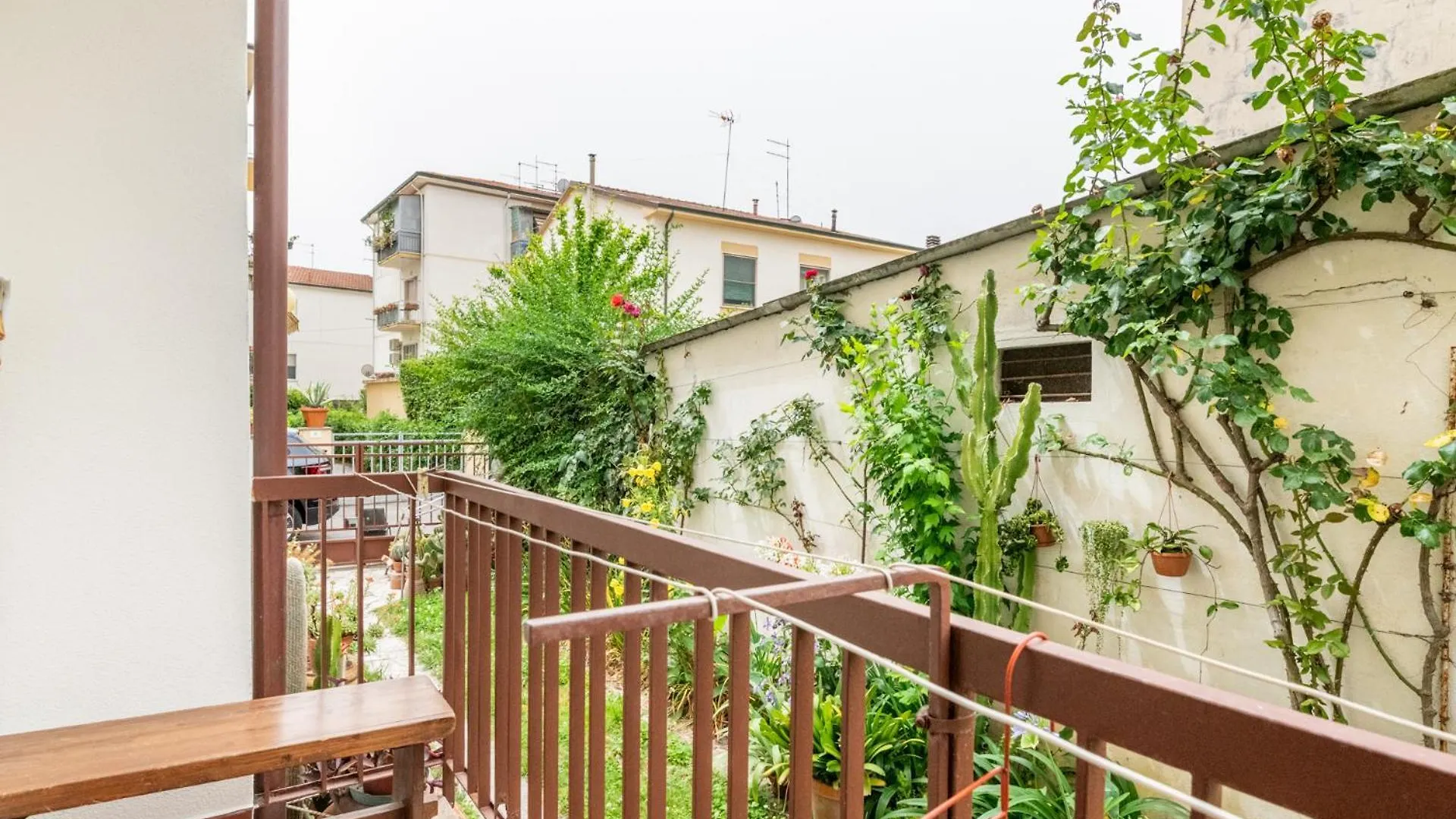 Garden House,Pisa Apartment