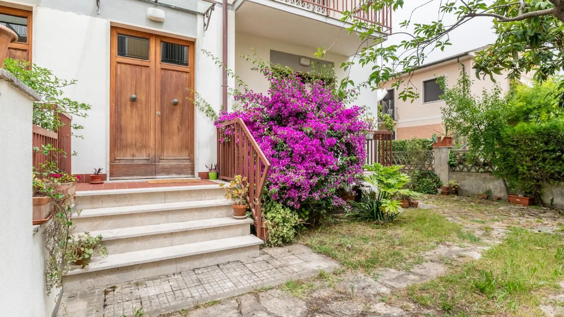 Apartament Garden House,Piza